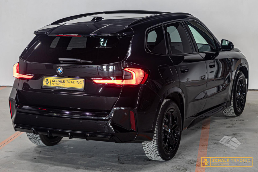 BMW X1 SDrive20i|M-sport|Pano|E-Trekhaak|HUD|H&K|E-stoel|Ful