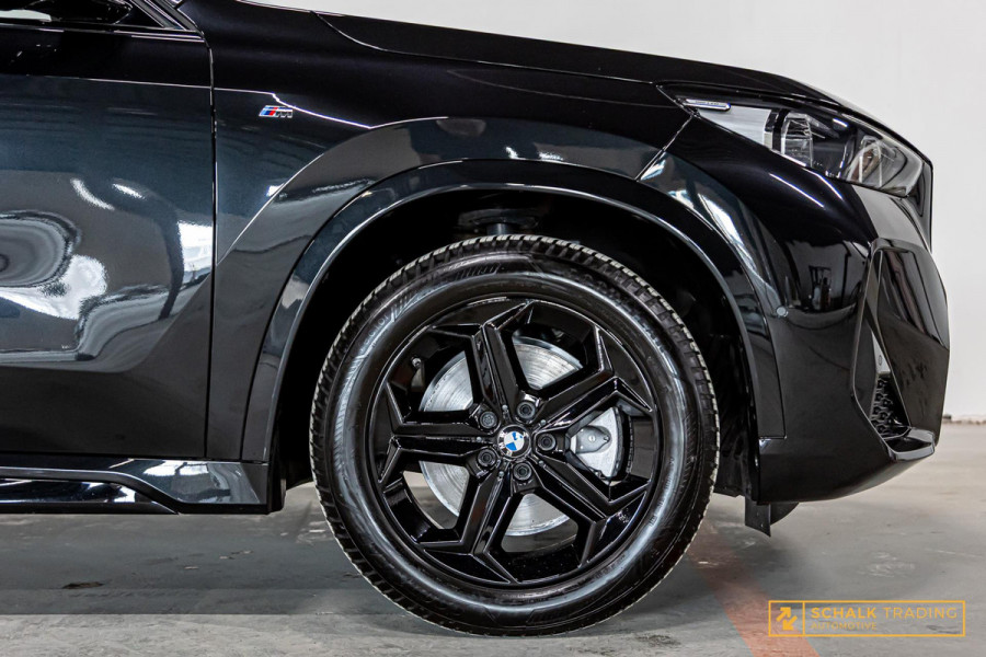 BMW X1 SDrive20i|M-sport|Pano|E-Trekhaak|HUD|H&K|E-stoel|Ful