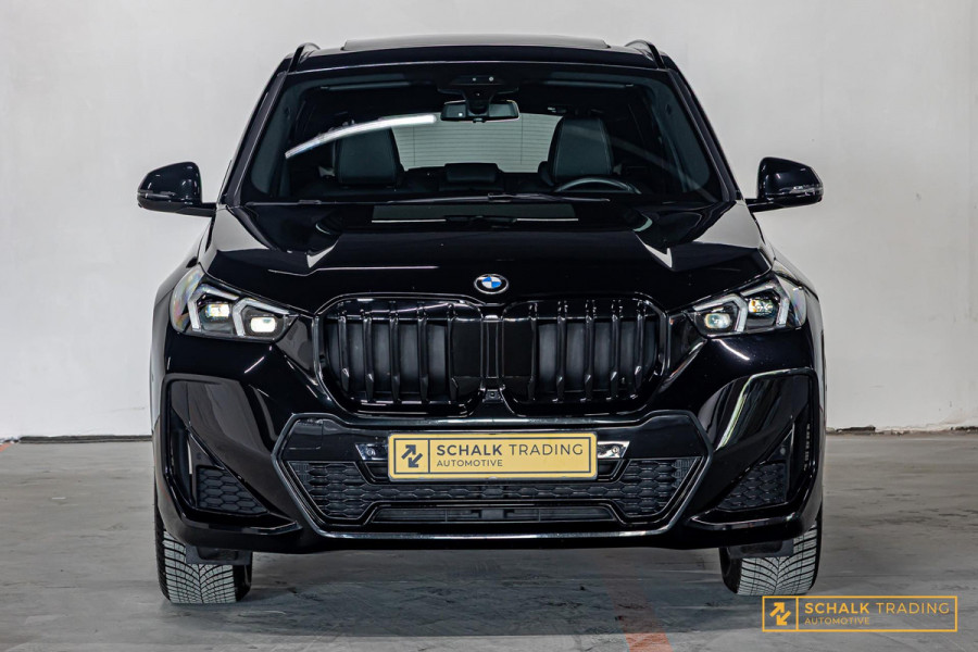 BMW X1 SDrive20i|M-sport|Pano|E-Trekhaak|HUD|H&K|E-stoel|Ful