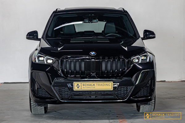 BMW X1 SDrive20i|M-sport|Pano|E-Trekhaak|HUD|H&K|E-stoel|Ful