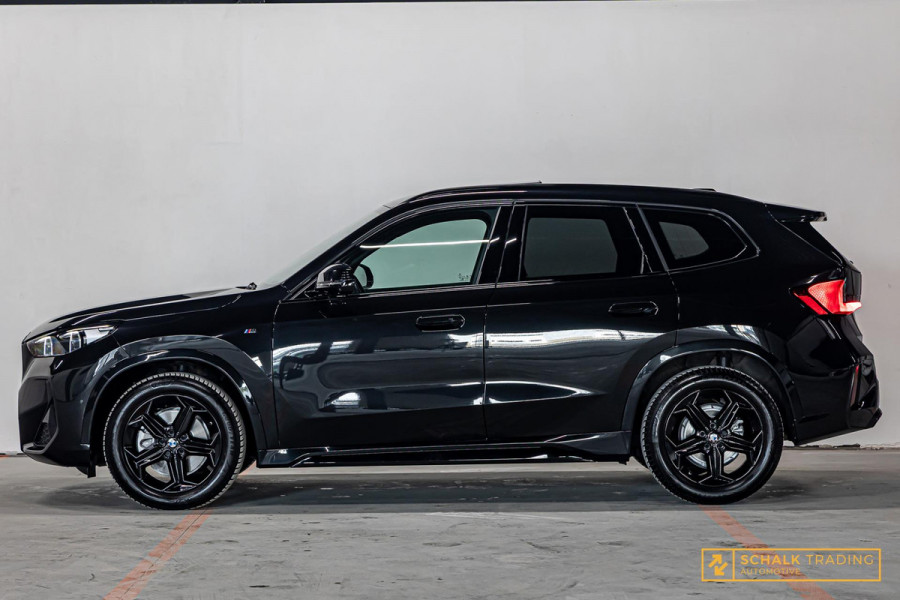 BMW X1 SDrive20i|M-sport|Pano|E-Trekhaak|HUD|H&K|E-stoel|Ful