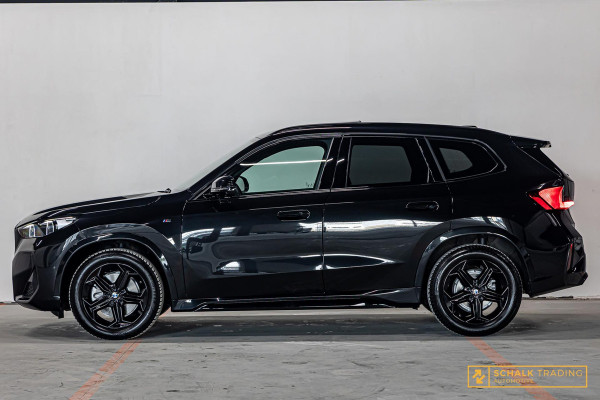 BMW X1 SDrive20i|M-sport|Pano|E-Trekhaak|HUD|H&K|E-stoel|Ful