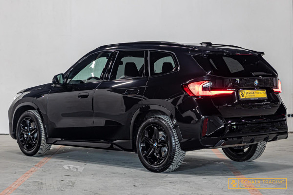 BMW X1 SDrive20i|M-sport|Pano|E-Trekhaak|HUD|H&K|E-stoel|Ful