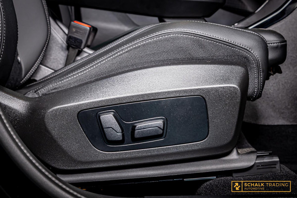 BMW X1 SDrive20i|M-sport|Pano|E-Trekhaak|HUD|H&K|E-stoel|Ful