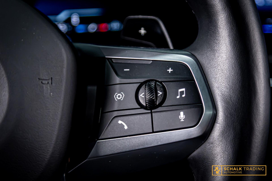 BMW X1 SDrive20i|M-sport|Pano|E-Trekhaak|HUD|H&K|E-stoel|Ful