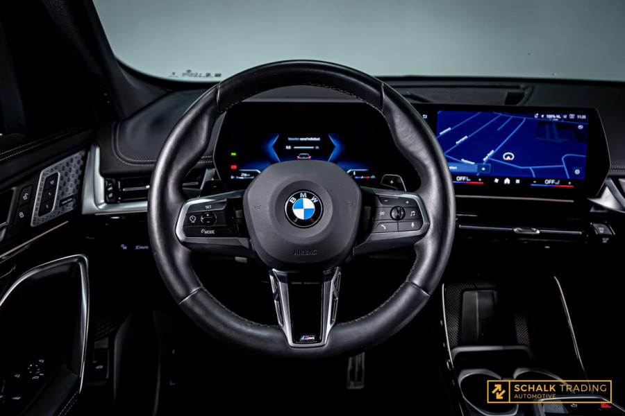 BMW X1 SDrive20i|M-sport|Pano|E-Trekhaak|HUD|H&K|E-stoel|Ful