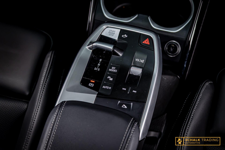 BMW X1 SDrive20i|M-sport|Pano|E-Trekhaak|HUD|H&K|E-stoel|Ful