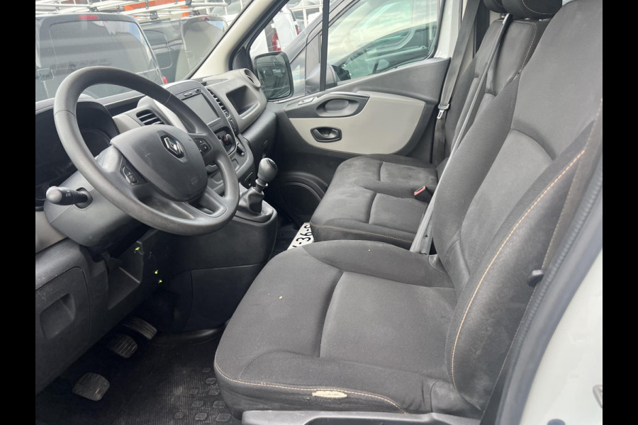 Renault Trafic 1.6 dCi 125 PK L2H1 Dubbele Cabine 6 Persoons Airco Bluetooth Cruise Control Navi PDC Trekhaak 2500 kg