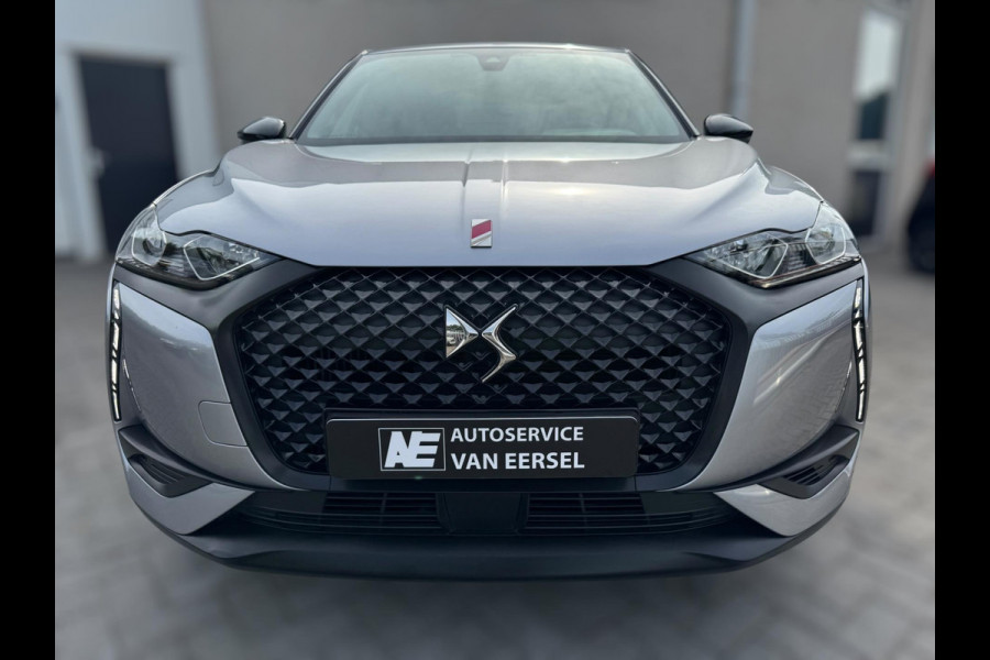 DS DS 3 Crossback 1.2 PureTech Business AUTOMAAT / PDC / CARPLAY / CRUISE CONTROL / ZEER FRAAI DESIGN / ECC / LMV DS DS 3 Crossback 1.2 PureTech Business AUTOMAAT / PDC / CARPLAY / CRUISE CONTROL / ZEER FRAAI DESIGN / ECC / LMV