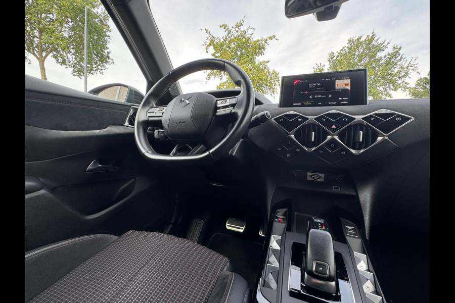 DS DS 3 Crossback 1.2 PureTech Business AUTOMAAT / PDC / CARPLAY / CRUISE CONTROL / ZEER FRAAI DESIGN / ECC / LMV DS DS 3 Crossback 1.2 PureTech Business AUTOMAAT / PDC / CARPLAY / CRUISE CONTROL / ZEER FRAAI DESIGN / ECC / LMV