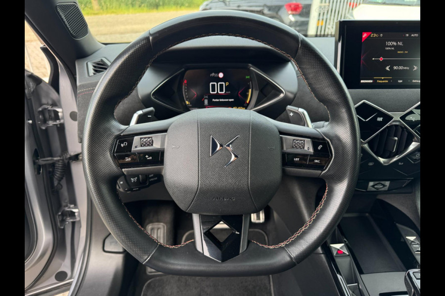 DS DS 3 Crossback 1.2 PureTech Business AUTOMAAT / PDC / CARPLAY / CRUISE CONTROL / ZEER FRAAI DESIGN / ECC / LMV DS DS 3 Crossback 1.2 PureTech Business AUTOMAAT / PDC / CARPLAY / CRUISE CONTROL / ZEER FRAAI DESIGN / ECC / LMV