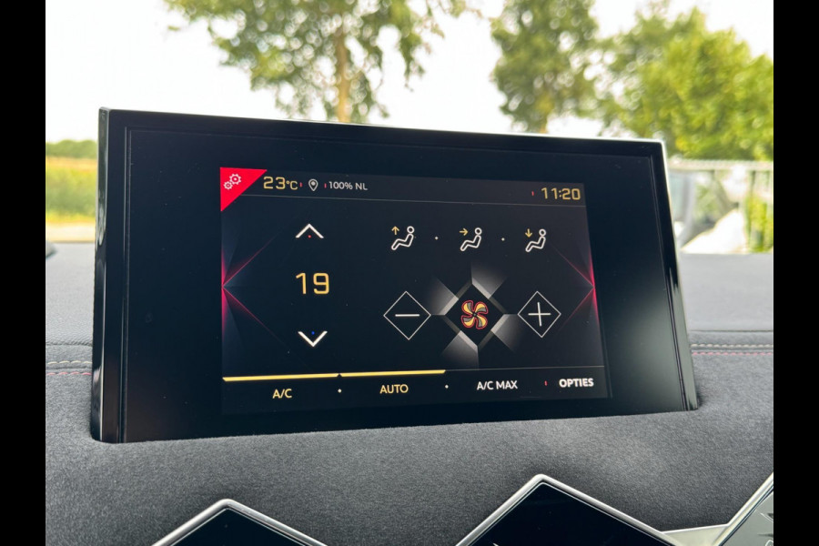DS DS 3 Crossback 1.2 PureTech Business AUTOMAAT / PDC / CARPLAY / CRUISE CONTROL / ZEER FRAAI DESIGN / ECC / LMV DS DS 3 Crossback 1.2 PureTech Business AUTOMAAT / PDC / CARPLAY / CRUISE CONTROL / ZEER FRAAI DESIGN / ECC / LMV
