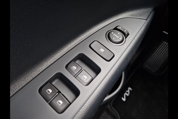 Kia Stonic 1.0 T-GDi MHEV DynamicLine | LED | Climate | Camera | Navi | Cruise |