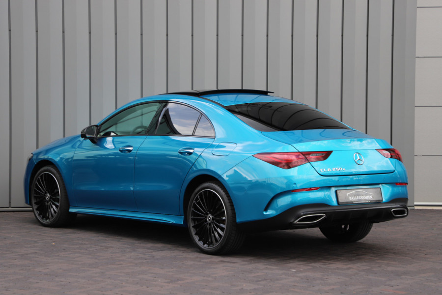 Mercedes-Benz CLA-Klasse 250 e AMG | Head-up | Keyles-go | Burmester | Sfeerverlichting | Multi-beam | ACC | Leder | Stuurverwarming | Pano | 2023.
