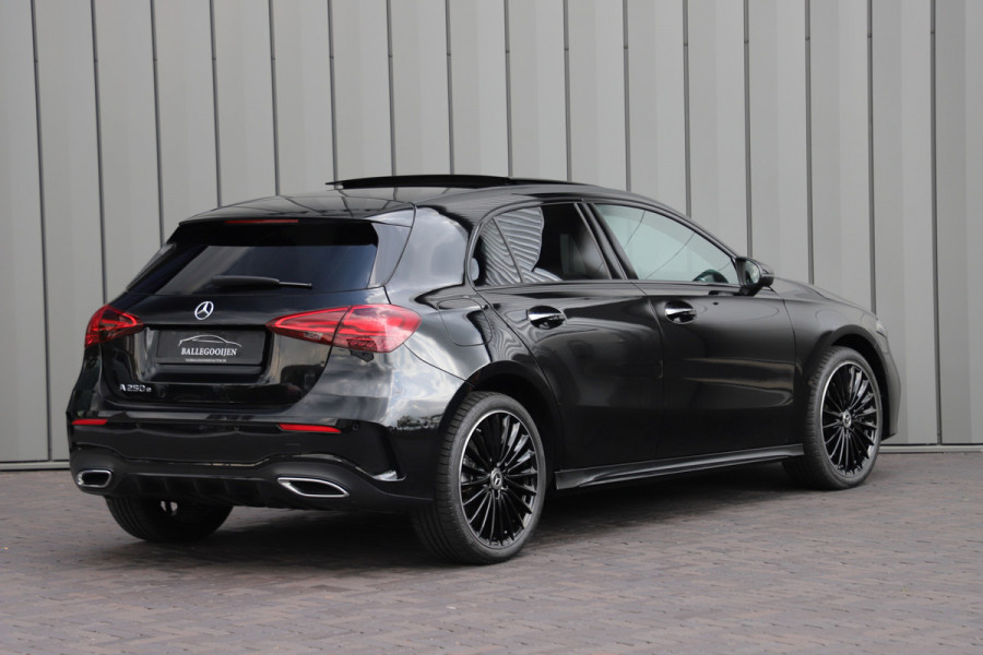 Mercedes-Benz A-Klasse 250 e AMG Aut8 | 218PK | Pano | Sfeerverlichting | Stoelverwarming | Keyles-go | Multi-beam | 2023.