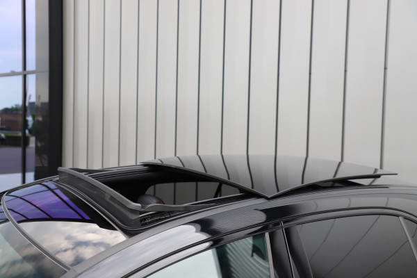 Mercedes-Benz A-Klasse 250 e AMG Aut8 | 218PK | Pano | Sfeerverlichting | Stoelverwarming | Keyles-go | Multi-beam | 2023.