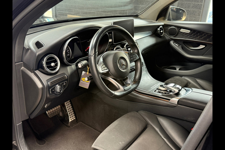 Mercedes-Benz GLC Coupé 250 4MATIC AMG | Alcantara | Camera | Navi | Schuifdak | Trekhaak | Mooie auto