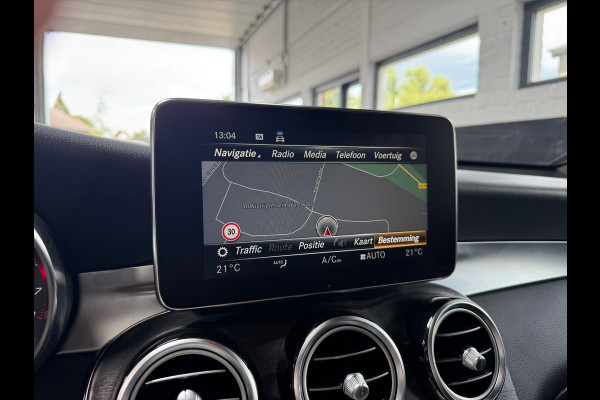 Mercedes-Benz GLC Coupé 250 4MATIC AMG | Alcantara | Camera | Navi | Schuifdak | Trekhaak | Mooie auto