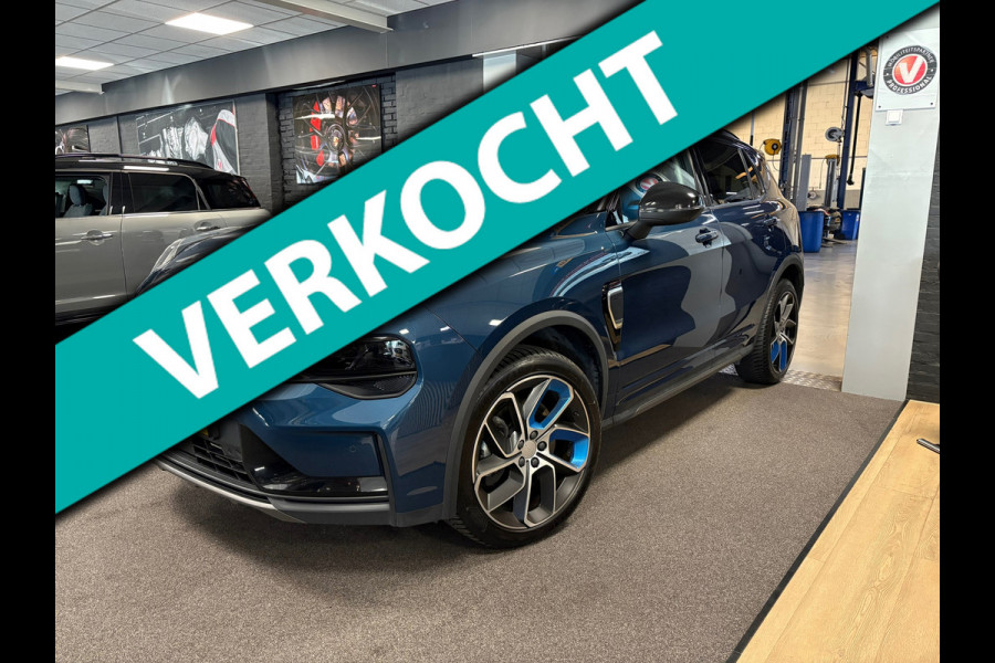 Lynk & Co 01 1.5 modeljaar 2023 prijs rijklaar ! Infinity / 360camera / Panorama-dak / apple carplay