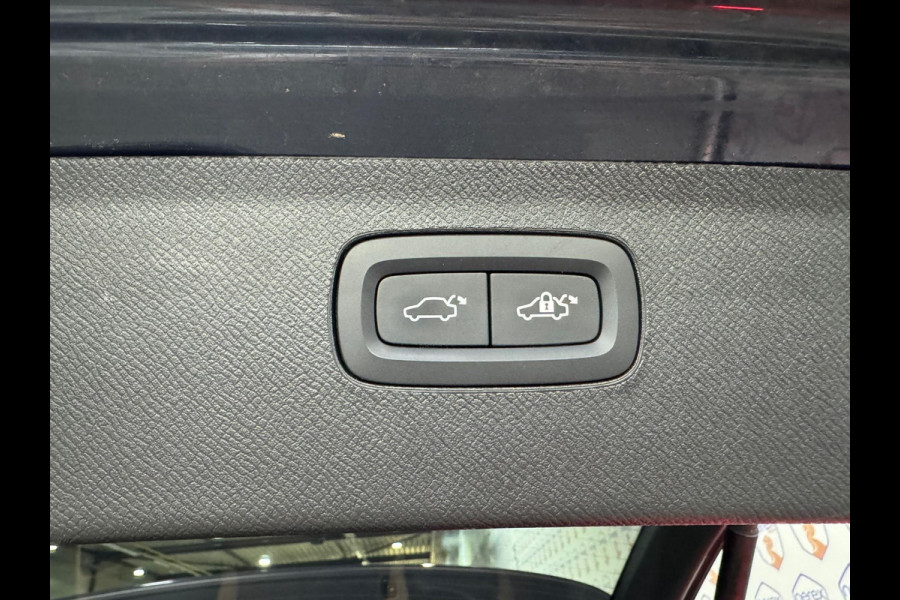 Volvo XC90 2.0 T8 Recharge AWD Ultimate Dark |B&W| Luchtvering | 22 inch | ACC | Massage Stoel