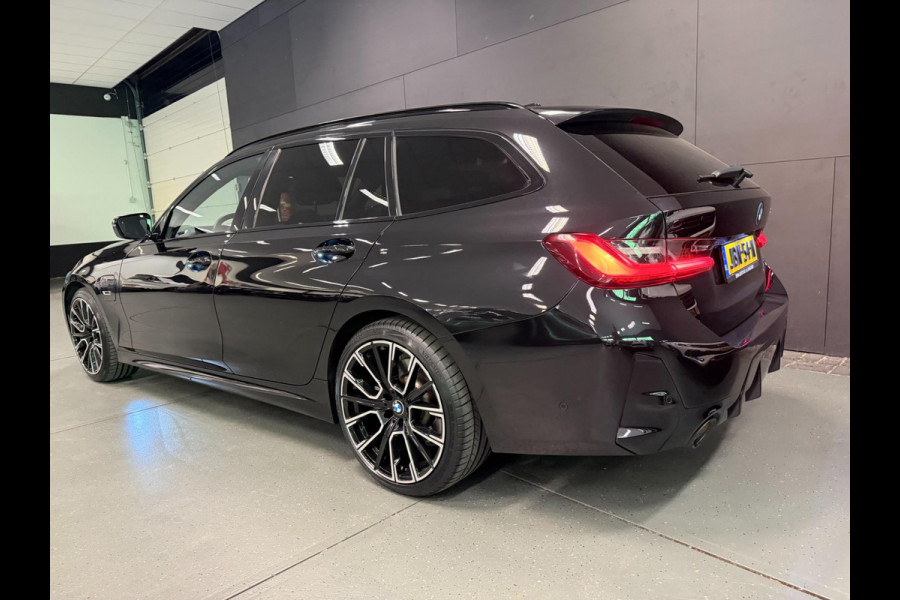 BMW 3 Serie Touring 330e M-SPORT BLACK-LINE 19'' FACELIFT/V-COCPIT/DAB/CARPLAY/STOEL-M/LED/CAM///