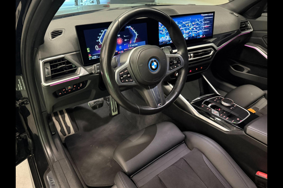 BMW 3 Serie Touring 330e M-SPORT BLACK-LINE 19'' FACELIFT/V-COCPIT/DAB/CARPLAY/STOEL-M/LED/CAM///