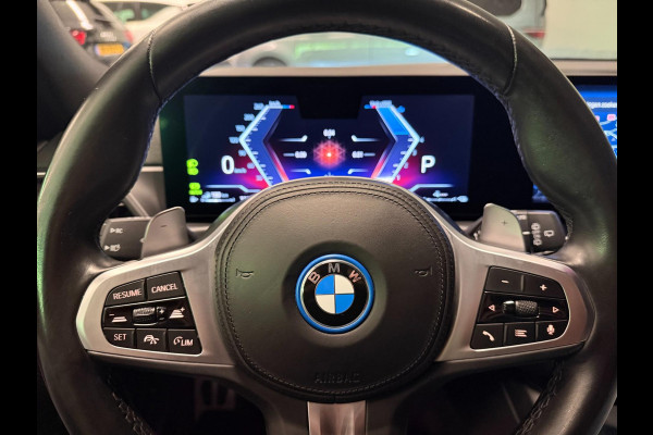 BMW 3 Serie Touring 330e M-SPORT BLACK-LINE 19'' FACELIFT/V-COCPIT/DAB/CARPLAY/STOEL-M/LED/CAM///