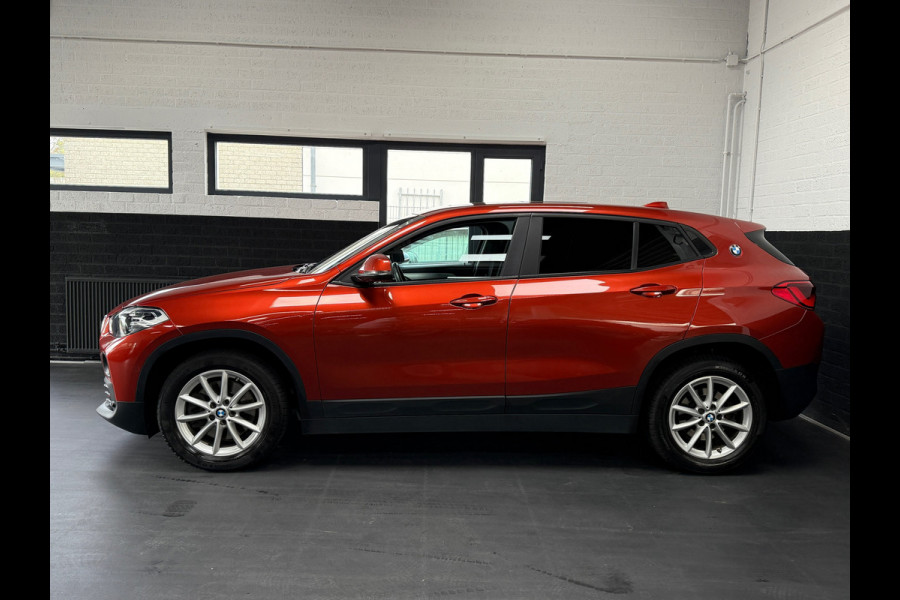 BMW X2 XDrive20i | Pano | HUD | Camera | Navi | Mooie auto
