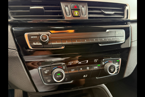 BMW X2 XDrive20i | Pano | HUD | Camera | Navi | Mooie auto