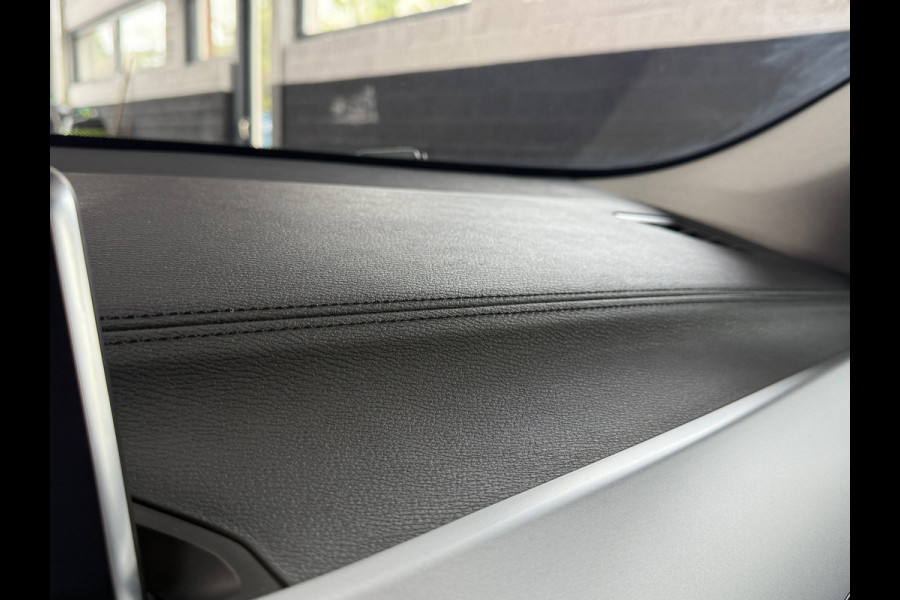 BMW X2 XDrive20i | Pano | HUD | Camera | Navi | Mooie auto