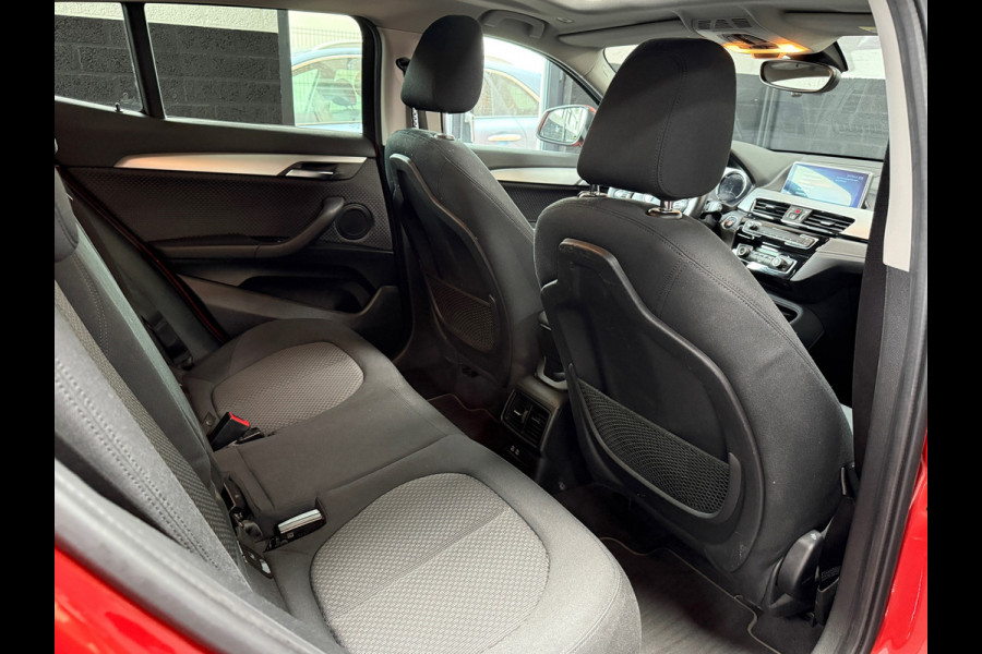 BMW X2 XDrive20i | Pano | HUD | Camera | Navi | Mooie auto