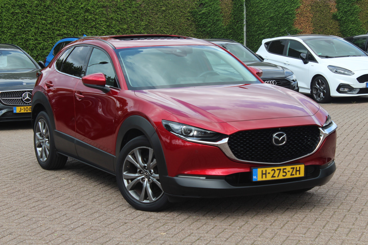 Mazda CX-30 2.0 e-SkyActiv-X M Hybrid Luxury / Schiufdak / Camera / Head-up / Leder / 18'' / Navigatie / Stoelverwarming / DAB / ACC Mazda CX-30 2.0 e-SkyActiv-X M Hybrid Luxury / Schiufdak / Camera / Head-up / Leder / 18'' / Navigatie / Stoelverwarming / DAB / ACC