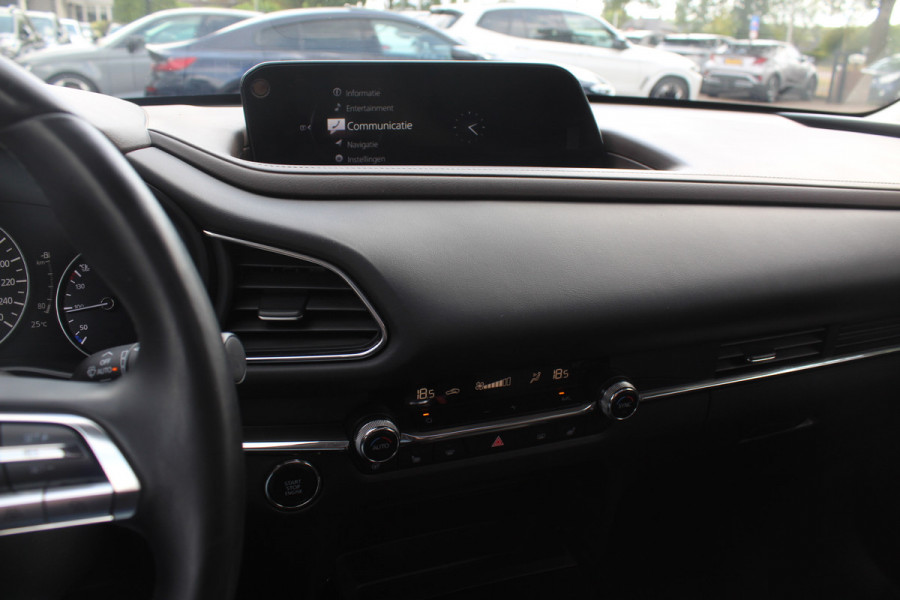 Mazda CX-30 2.0 e-SkyActiv-X M Hybrid Luxury / Schiufdak / Camera / Head-up / Leder / 18'' / Navigatie / Stoelverwarming / DAB / ACC