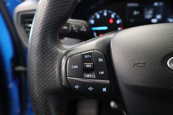 Ford Focus 1.0 EcoBoost ST Line Business CruiseControl Navigatie Laneassist 18''LM PDC