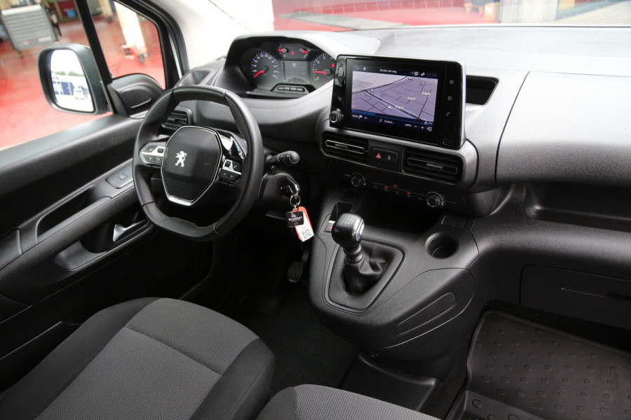 Peugeot Partner 1.5 BlueHDI 100 | L2 | 2x Schuifdeur | Trekhaak | Stoelverw. | Airco.. Peugeot Partner 1.5 BlueHDI 100 | L2 | 2x Schuifdeur | Trekhaak | Stoelverw. | Airco..