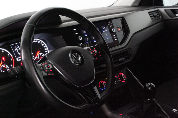 Volkswagen Polo 1.0 MPI Comfortline > Cruise control/Carplay/Getint glas/18inch/all season banden