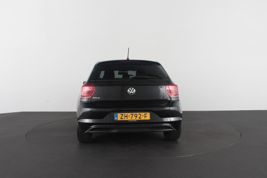 Volkswagen Polo 1.0 MPI Comfortline > Cruise control/Carplay/Getint glas/18inch/all season banden