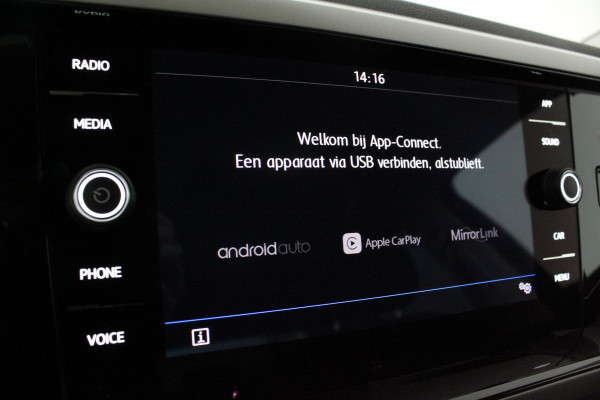 Volkswagen Polo 1.0 MPI Comfortline > Cruise control/Carplay/Getint glas/18inch/all season banden