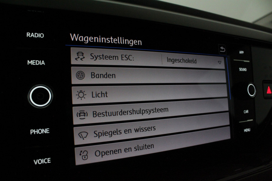 Volkswagen Polo 1.0 MPI Comfortline > Cruise control/Carplay/Getint glas/18inch/all season banden