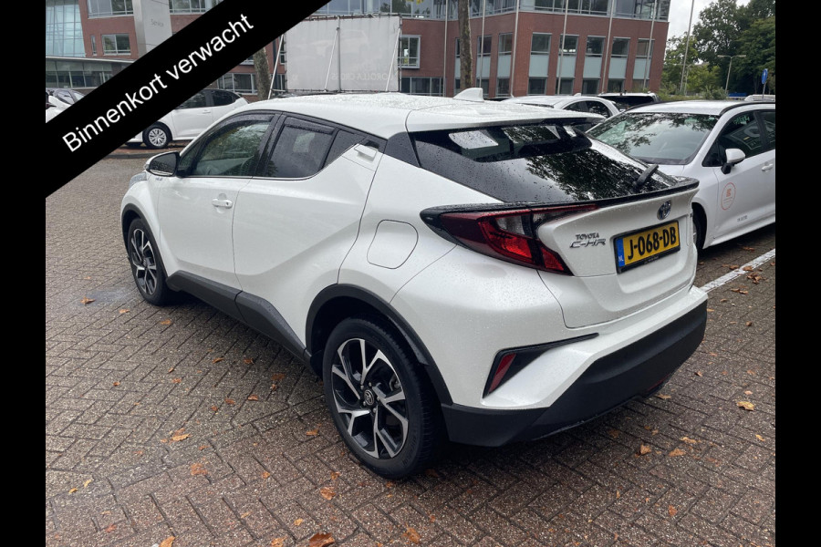 Toyota C-HR 1.8 Hybrid First Edition | parkeersensoren | Dealer onderhouden | Dode hoek detectie