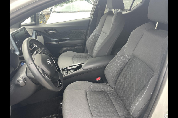 Toyota C-HR 1.8 Hybrid First Edition | parkeersensoren | Dealer onderhouden | Dode hoek detectie