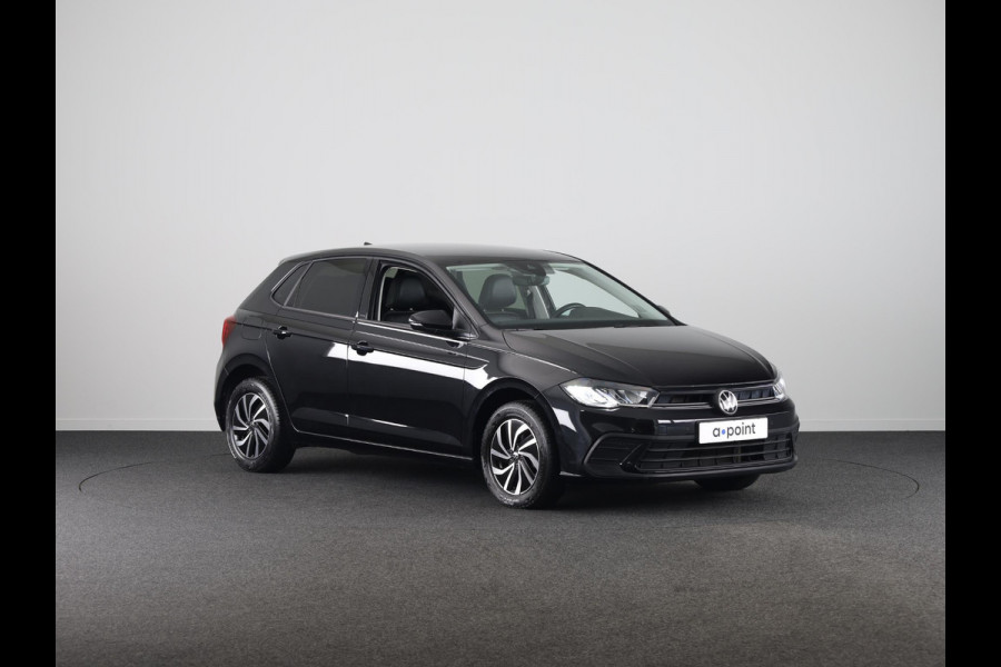 Volkswagen Polo 1.0 TSI Life 95 pk | Verlengde garantie | Navigatie via App | Parkeersensoren | Adaptieve cruise control | LED koplampen | Leer interieur