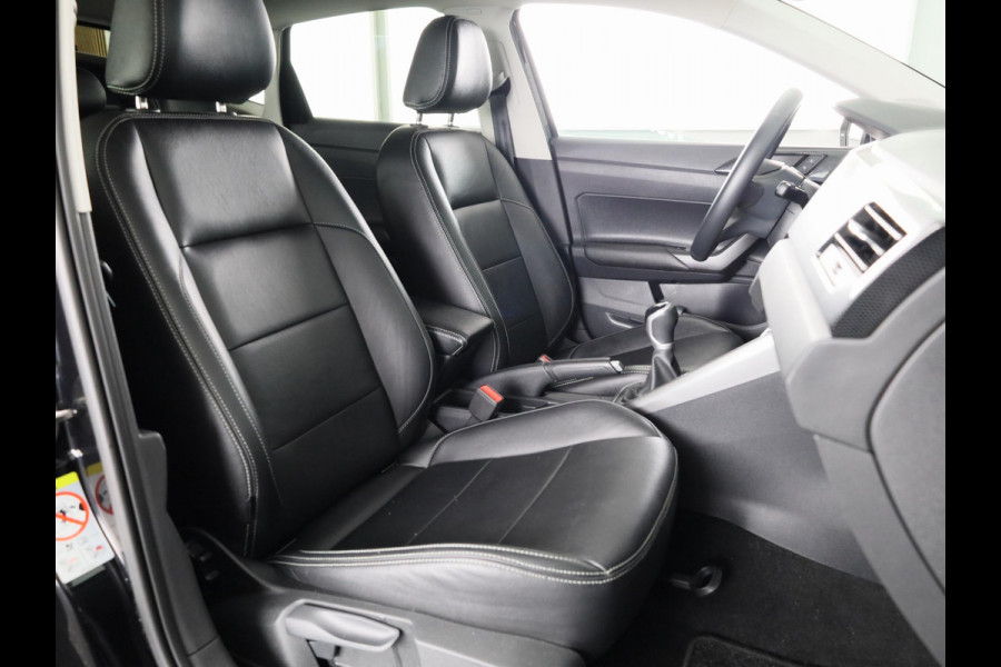 Volkswagen Polo 1.0 TSI Life 95 pk | Verlengde garantie | Navigatie via App | Parkeersensoren | Adaptieve cruise control | LED koplampen | Leer interieur