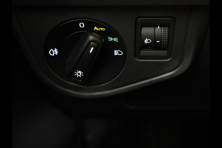 Volkswagen Polo 1.0 TSI Life 95 pk | Verlengde garantie | Navigatie via App | Parkeersensoren | Adaptieve cruise control | LED koplampen | Leer interieur
