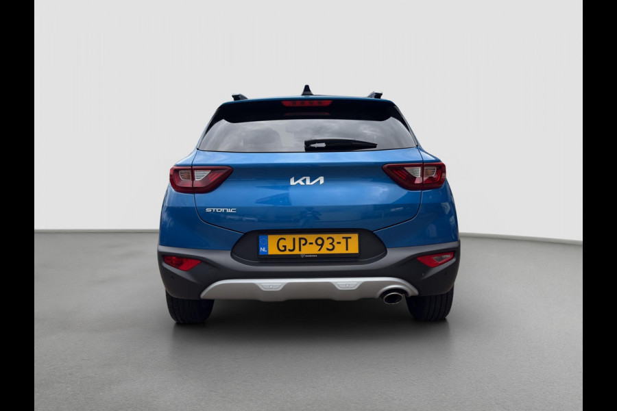 Kia Stonic 1.0 T-GDi MHEV DynamicPlusLine Automaat | Camera | LMV | Cruise | Navi | LED | Stoel- en Stuurverwarming | Privacy Glass | Apple Carplay & Android Auto | Kia Stonic 1.0 T-GDi MHEV DynamicPlusLine Automaat | Camera | LMV | Cruise | Navi | LED | Stoel- en Stuurverwarming | Privacy Glass | Apple Carplay & Android Auto |