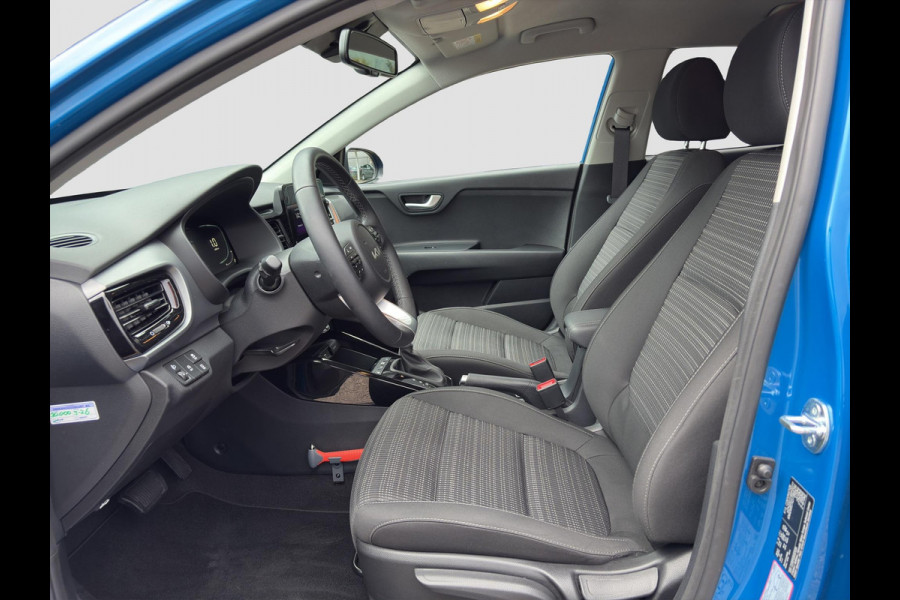 Kia Stonic 1.0 T-GDi MHEV DynamicPlusLine Automaat | Camera | LMV | Cruise | Navi | LED | Stoel- en Stuurverwarming | Privacy Glass | Apple Carplay & Android Auto | Kia Stonic 1.0 T-GDi MHEV DynamicPlusLine Automaat | Camera | LMV | Cruise | Navi | LED | Stoel- en Stuurverwarming | Privacy Glass | Apple Carplay & Android Auto |