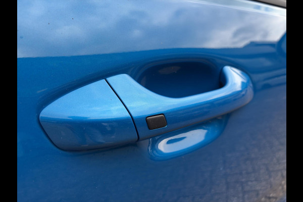 Kia Stonic 1.0 T-GDi MHEV DynamicPlusLine Automaat | Camera | LMV | Cruise | Navi | LED | Stoel- en Stuurverwarming | Privacy Glass | Apple Carplay & Android Auto | Kia Stonic 1.0 T-GDi MHEV DynamicPlusLine Automaat | Camera | LMV | Cruise | Navi | LED | Stoel- en Stuurverwarming | Privacy Glass | Apple Carplay & Android Auto |