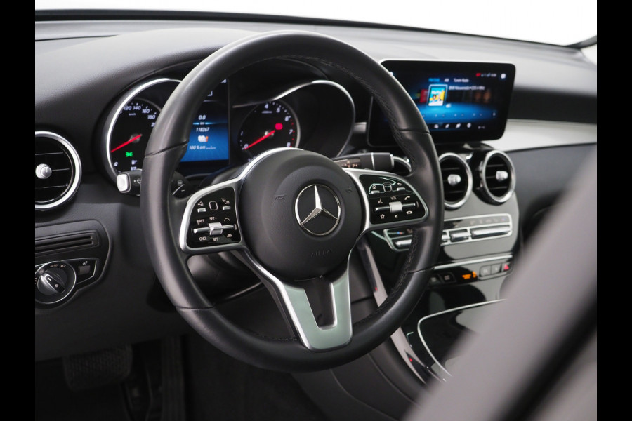 Mercedes-Benz GLC 300e 4MATIC Premium Night Black | Panoramadak | 360 | Keyless | Adaptive Cruise | Treeplanken | Carplay