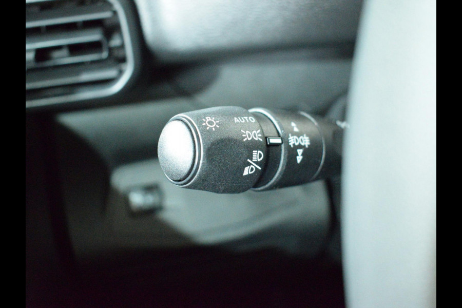 Peugeot Partner L1 100 Pk. | Apple Carplay | camera | betimmering | Climate Control | Keyless Entry