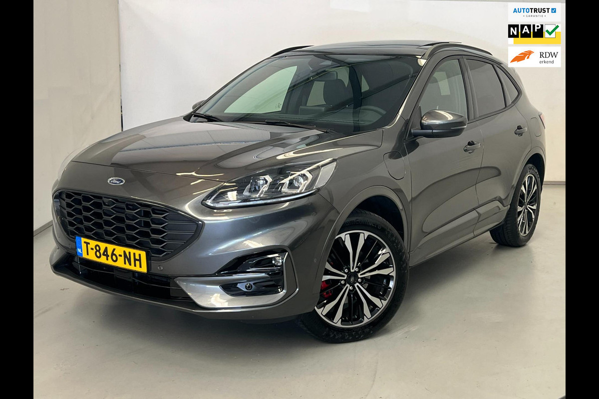 Ford Kuga 2.5 PHEV ST-Line X / BTW / Pano / HUD / Trekhaak Ford Kuga 2.5 PHEV ST-Line X / BTW / Pano / HUD / Trekhaak
